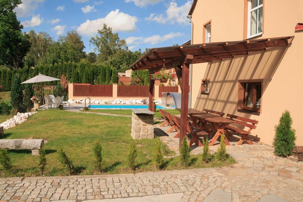 Domek U rybníčku Krásná Lípa Exteriér fotografie